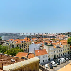 Whome | Premium River View , Lisboa Portugal